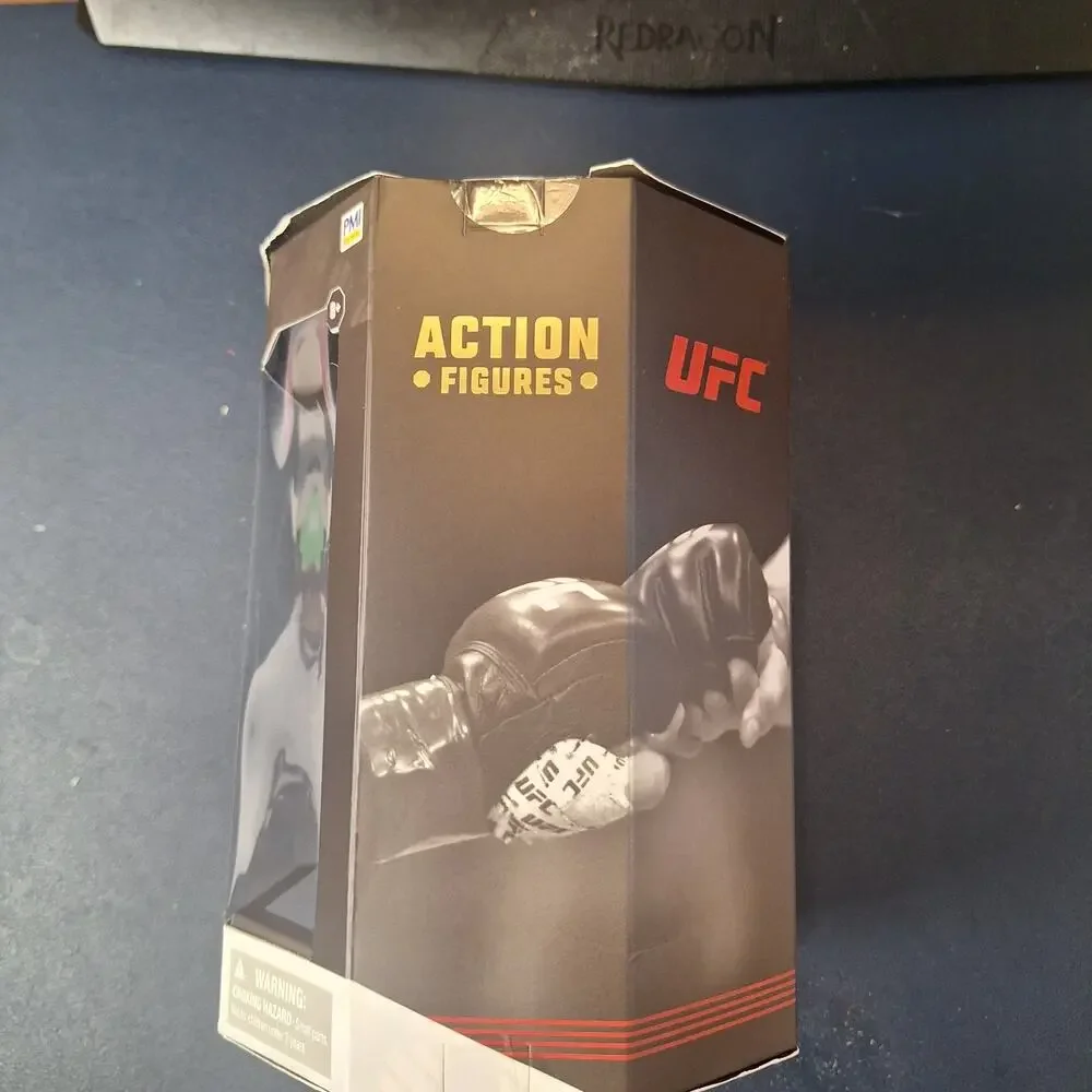 UFC Alex Pereira MMA Octagon Fighters Collectible Action Figure w/ Accessories